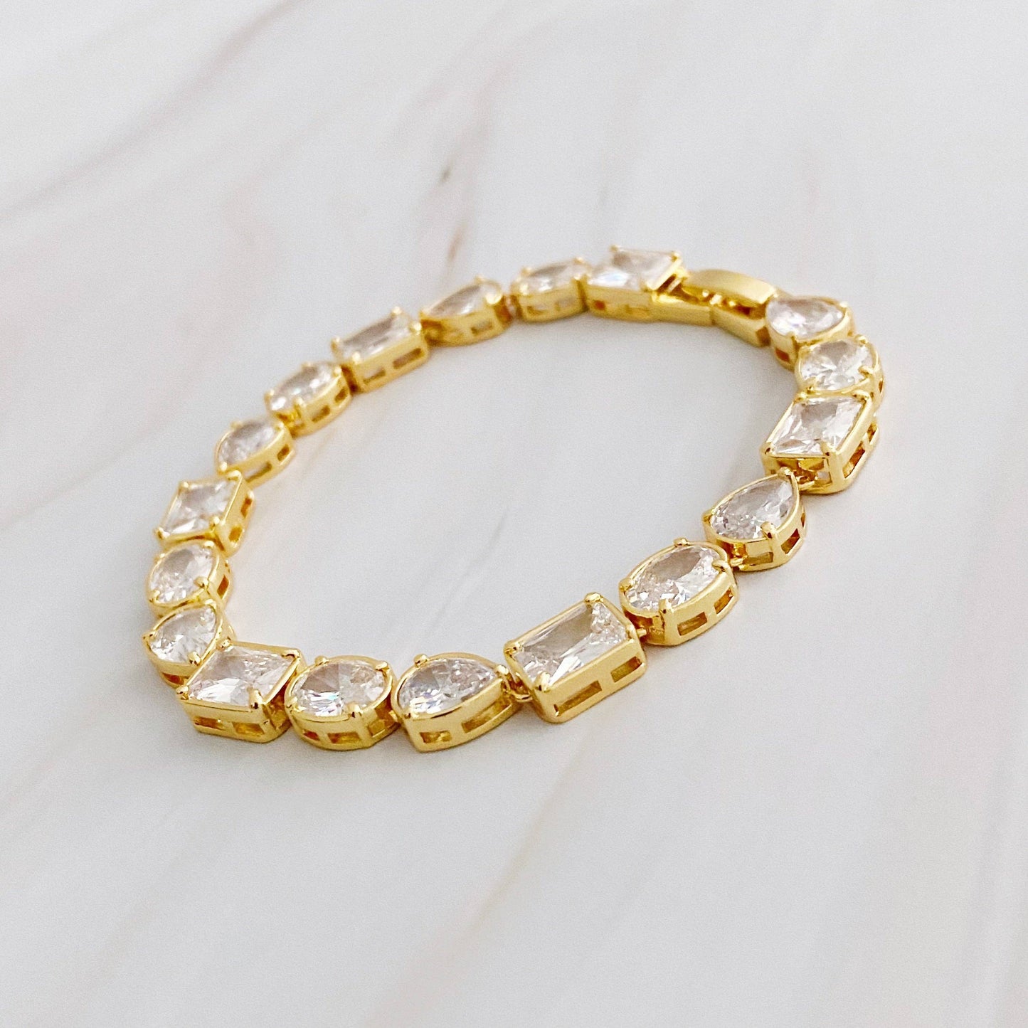 sparkling shapes bracelet