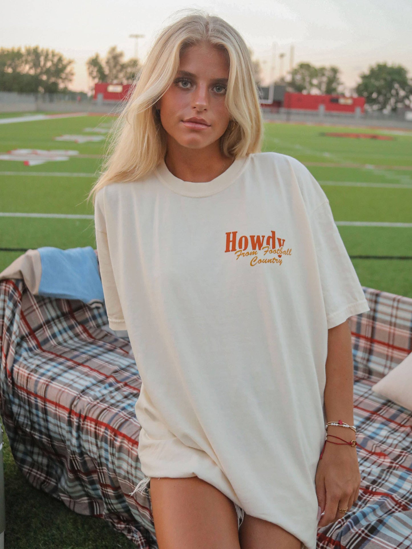 howdy football tee
