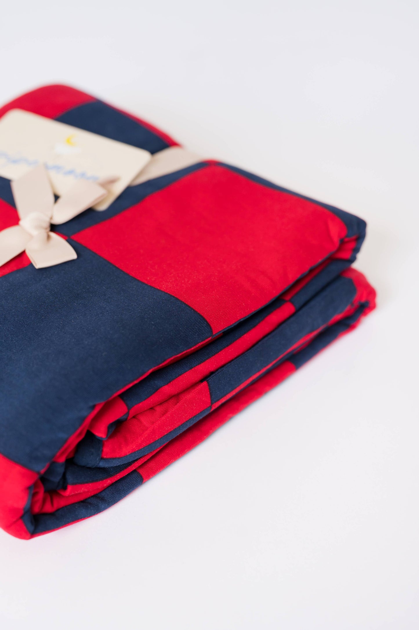 red/navy blanket