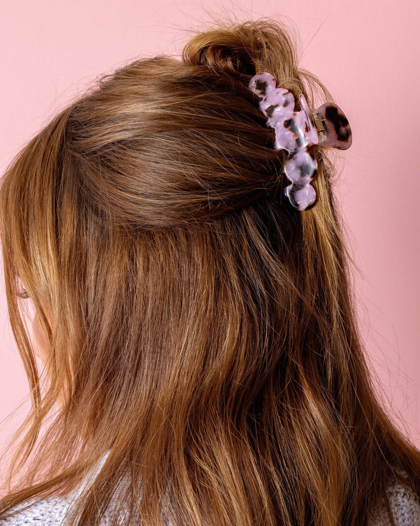 pink tortoise clip