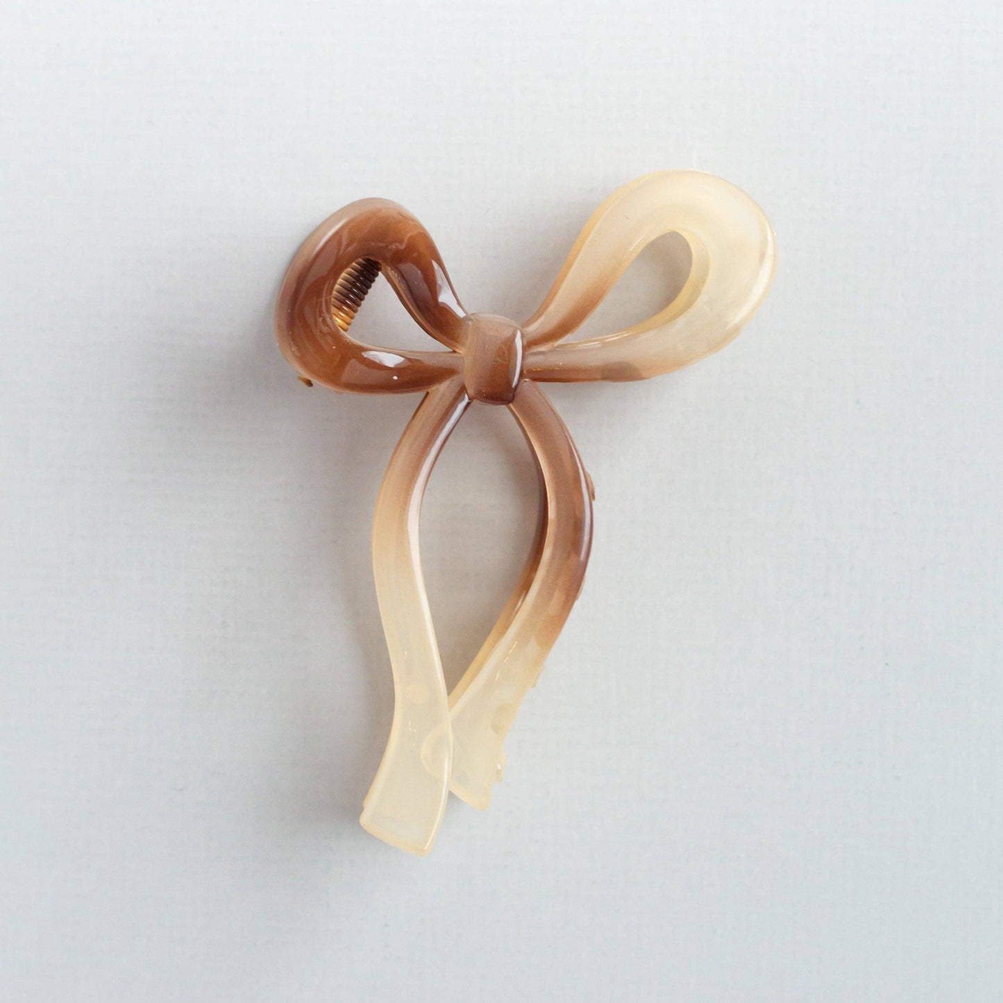 brown bow claw clip