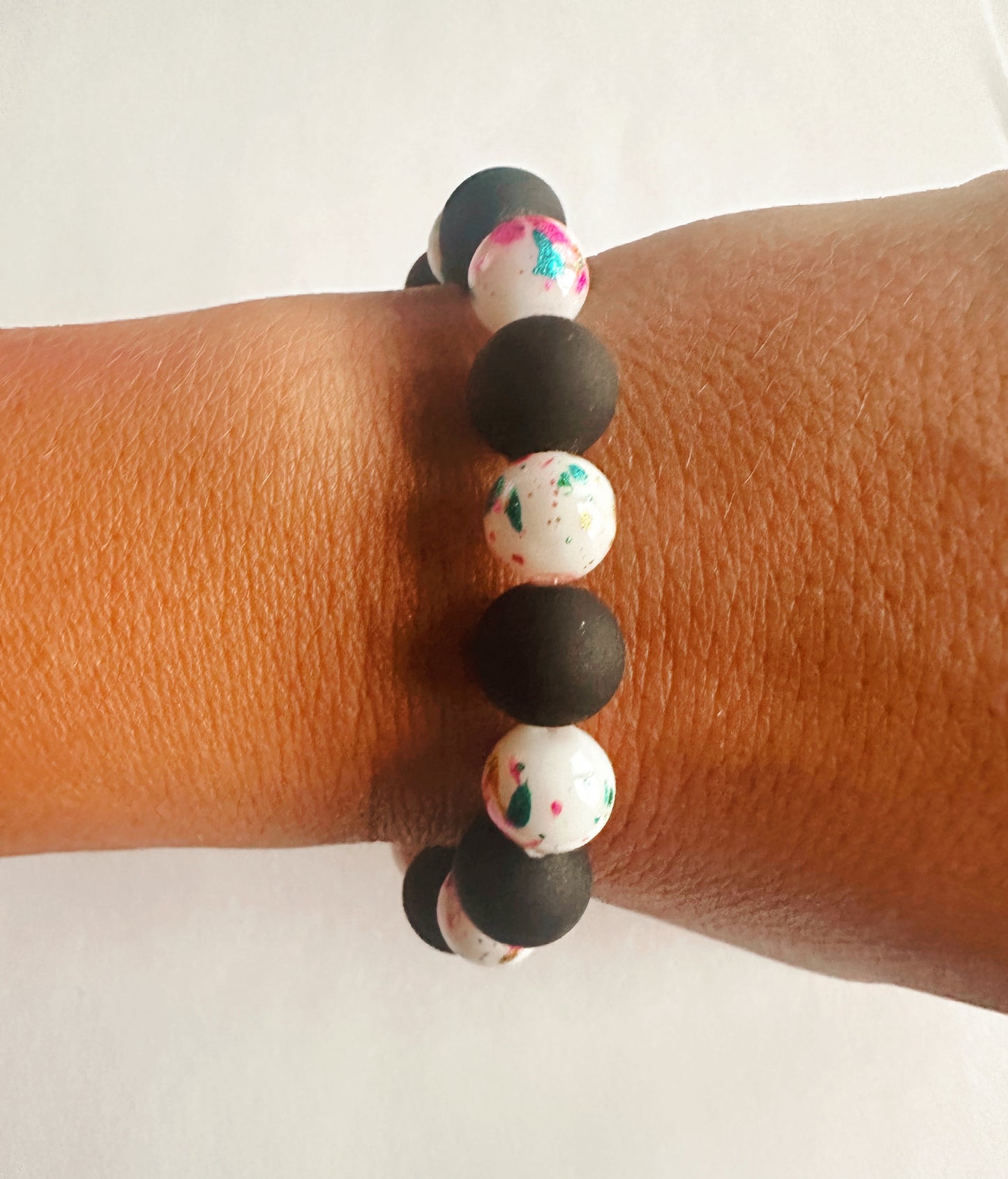 everyday confetti stretchy bracelet