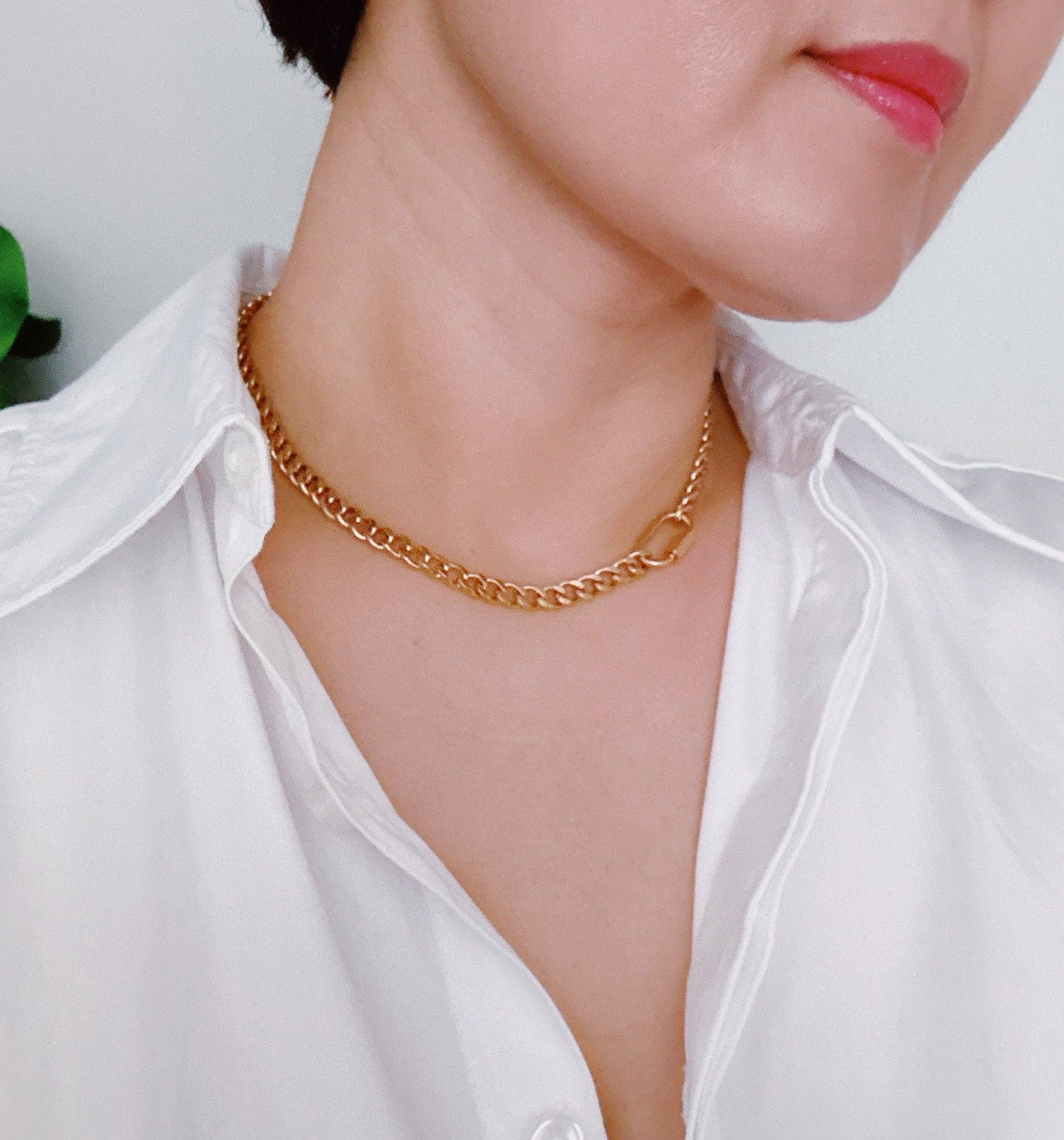 golden luxe chain necklace