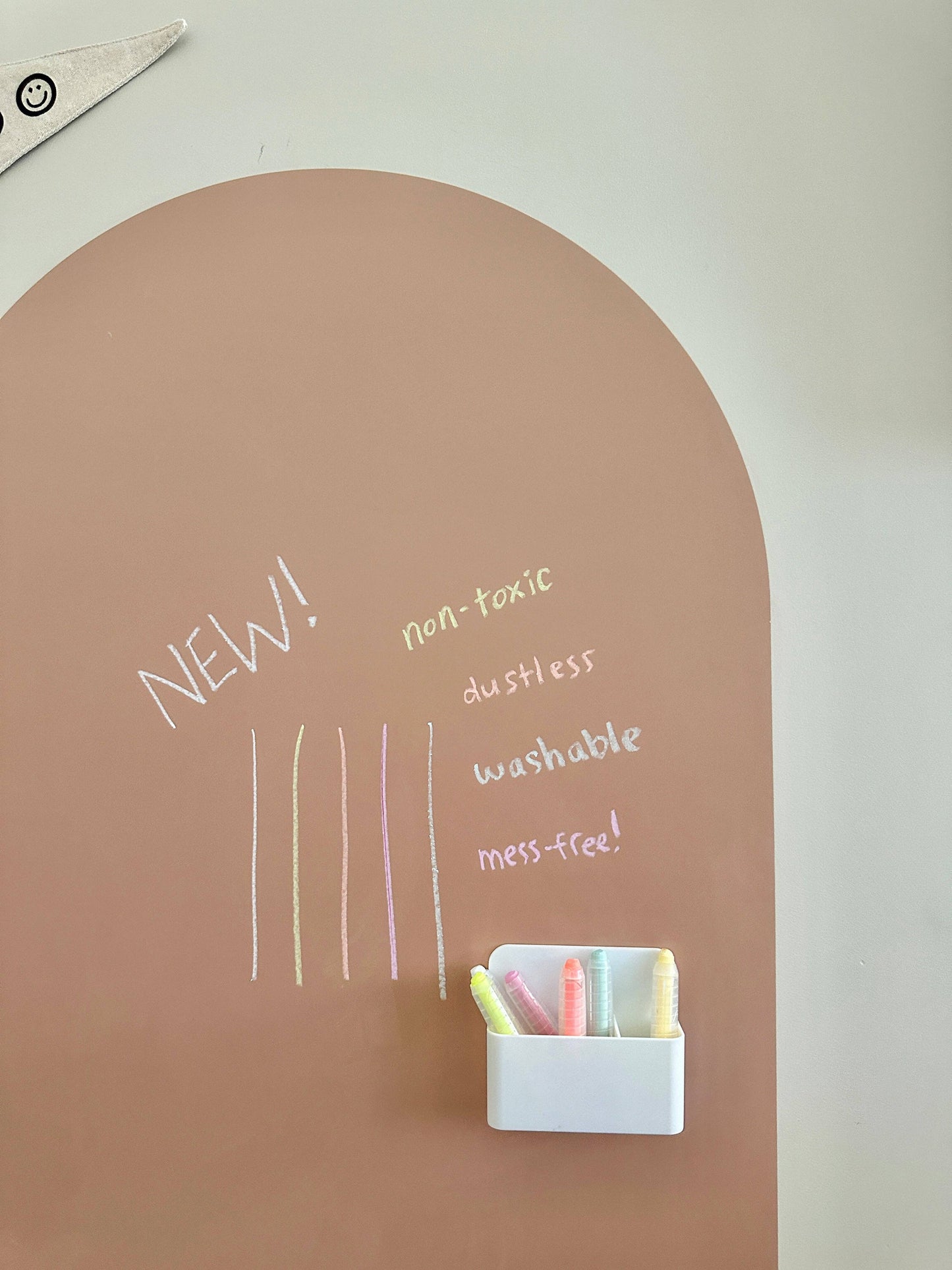 dustless chalk crayons + magnetic holder bundle for magic playwall