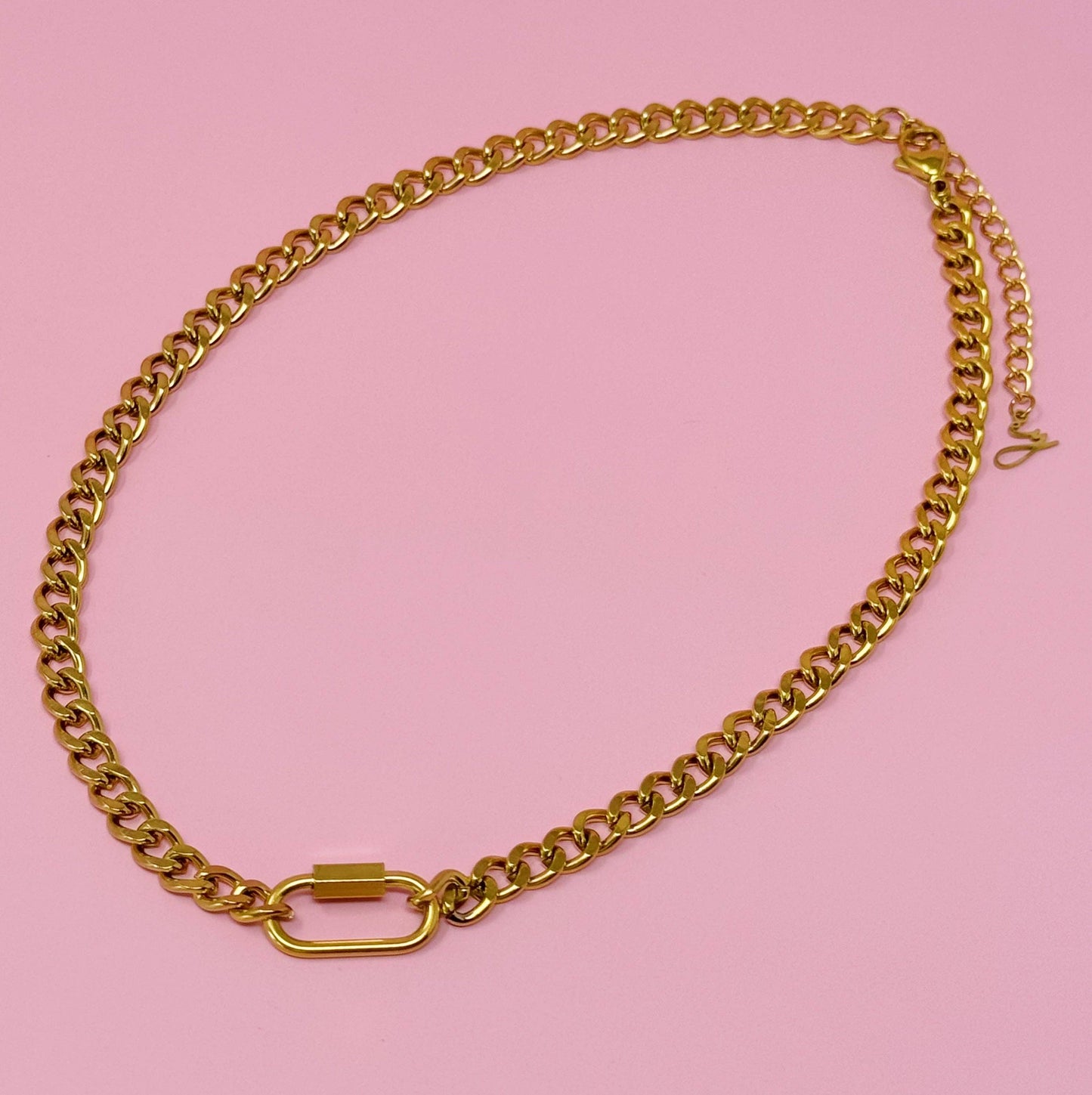 golden luxe chain necklace