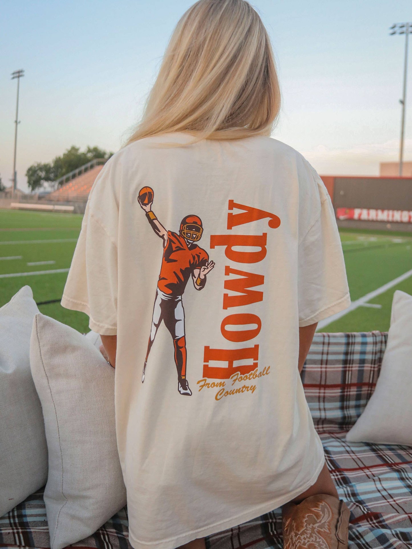 howdy football tee