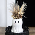 Load image into Gallery viewer, ghost flower vase