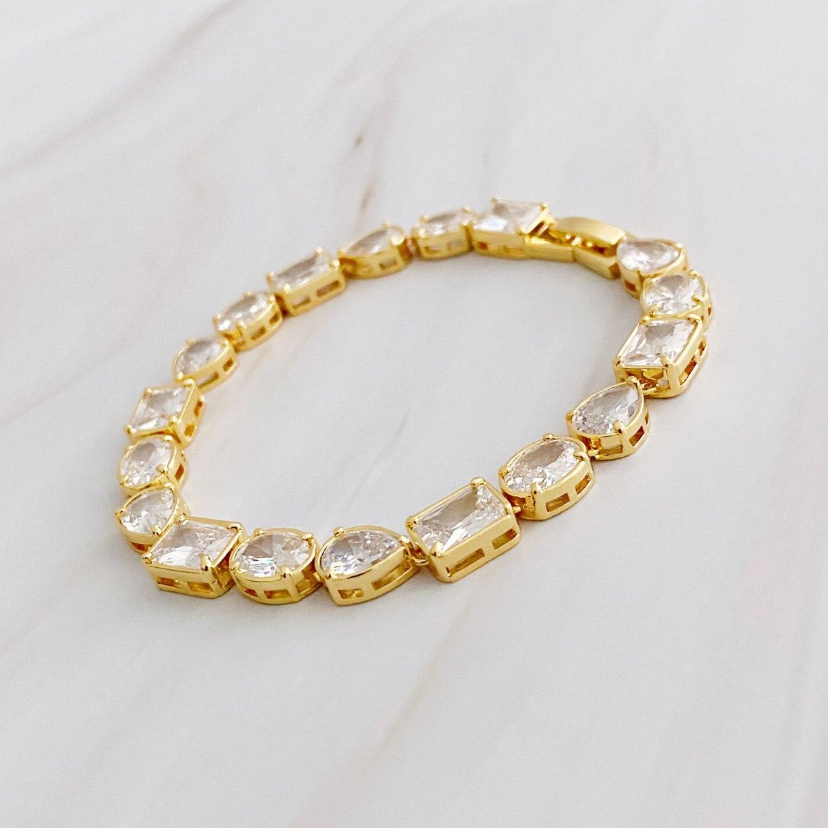 sparkling shapes bracelet