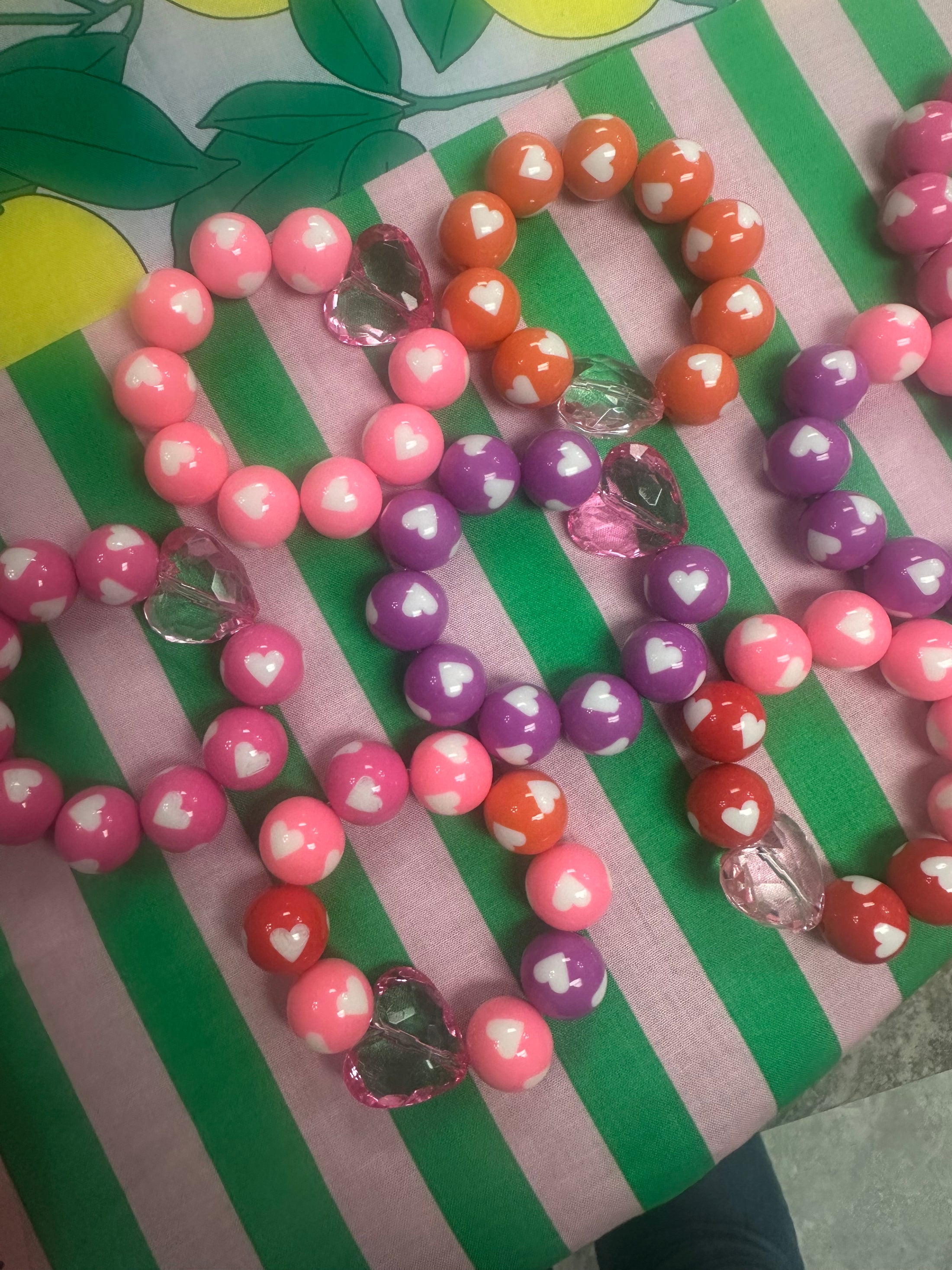 Kids Valentine’s Bubble Bracelet