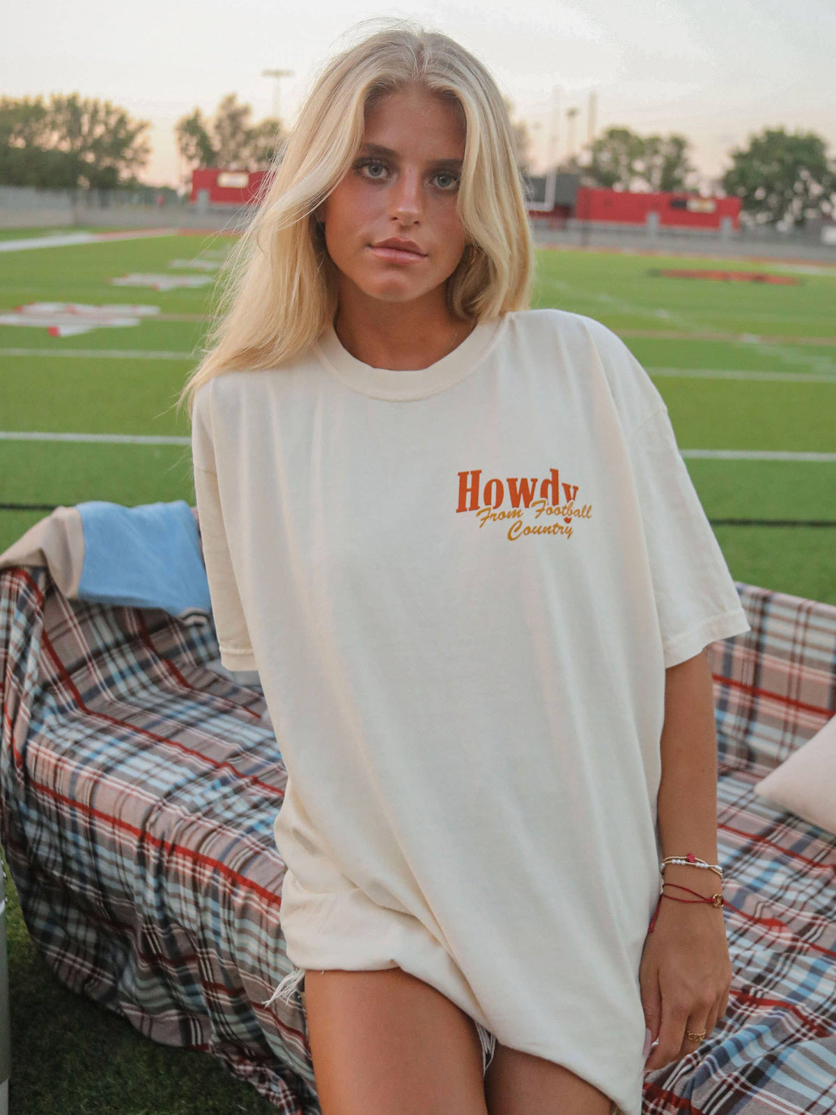 howdy football tee