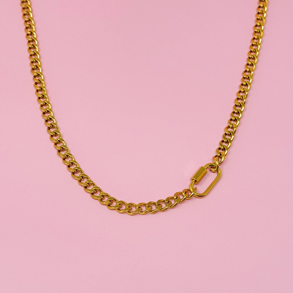 golden luxe chain necklace