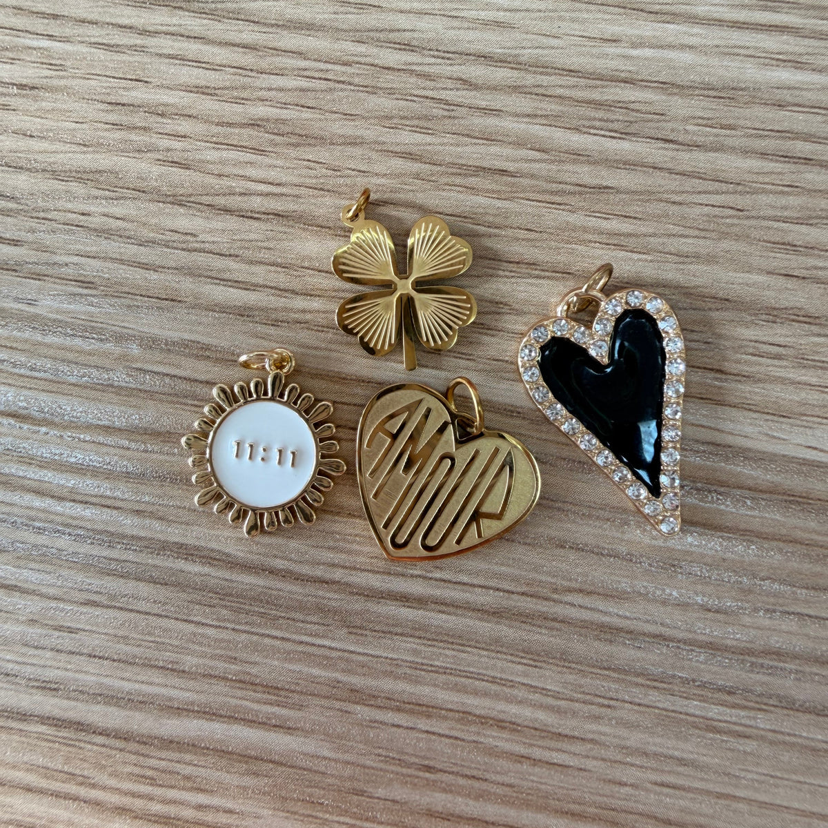 Lucky in Love charm set