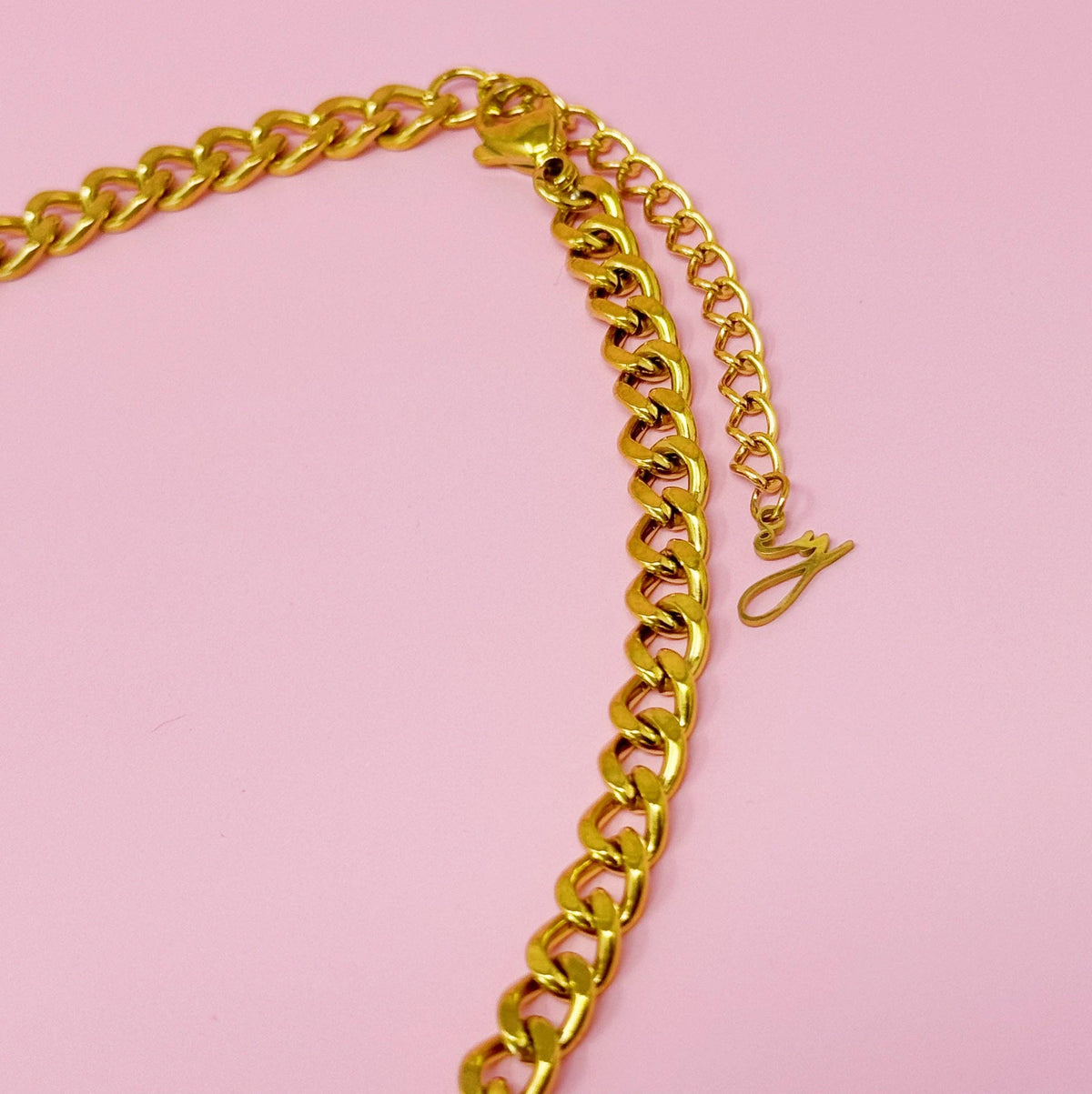 golden luxe chain necklace