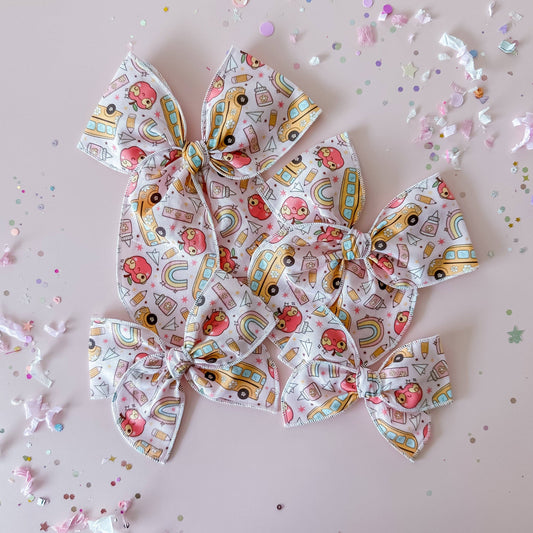 retro back to school bow