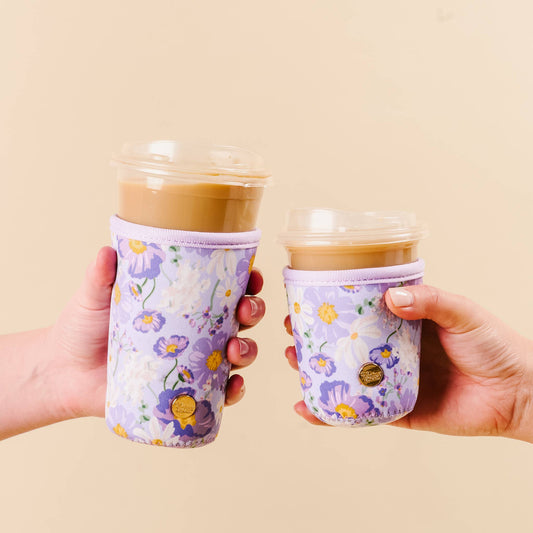 sip savvy (large) drink sleeve in bouquet beauty purple