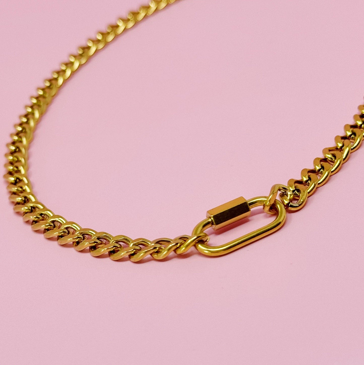 golden luxe chain necklace
