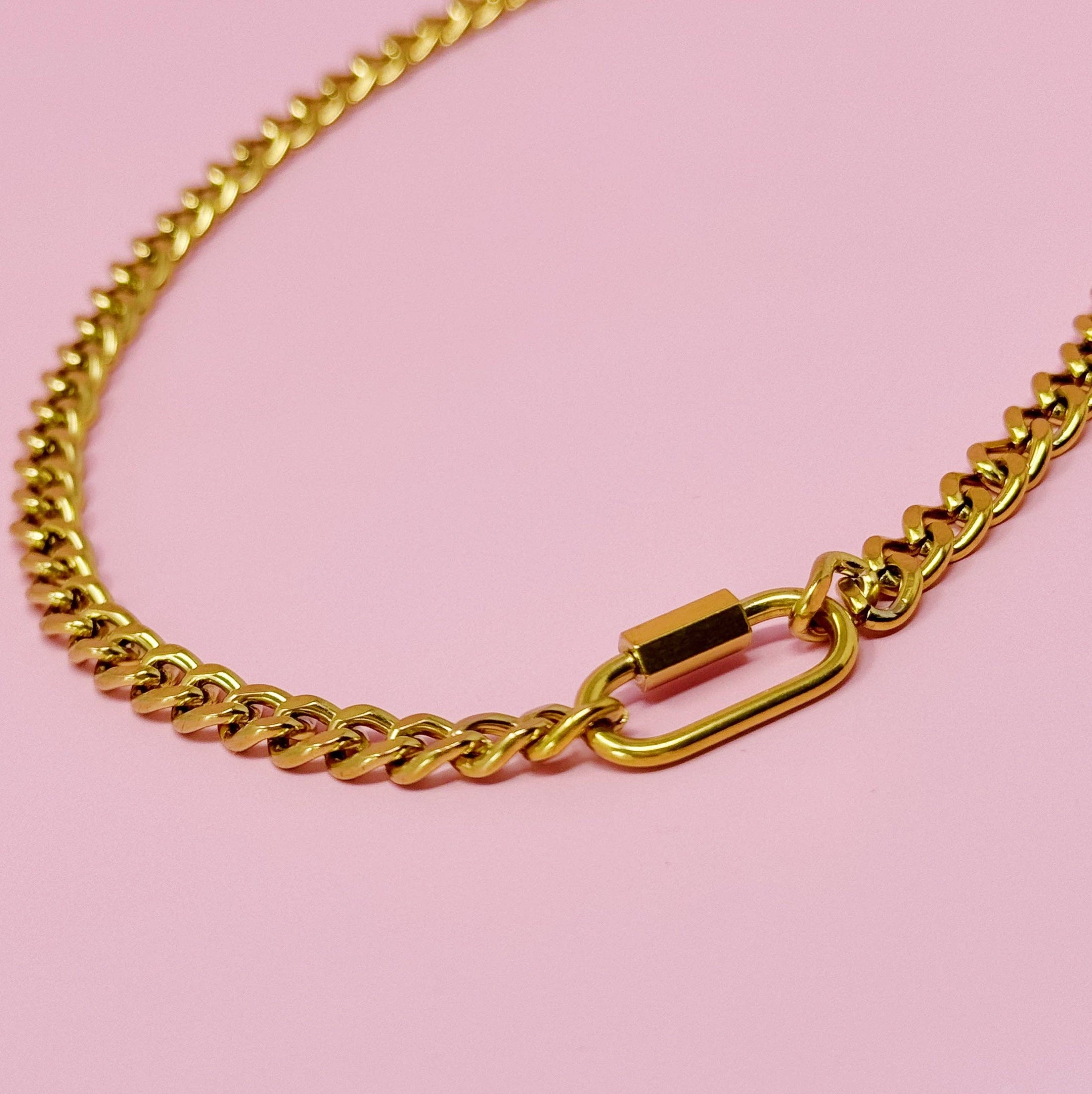 golden luxe chain necklace