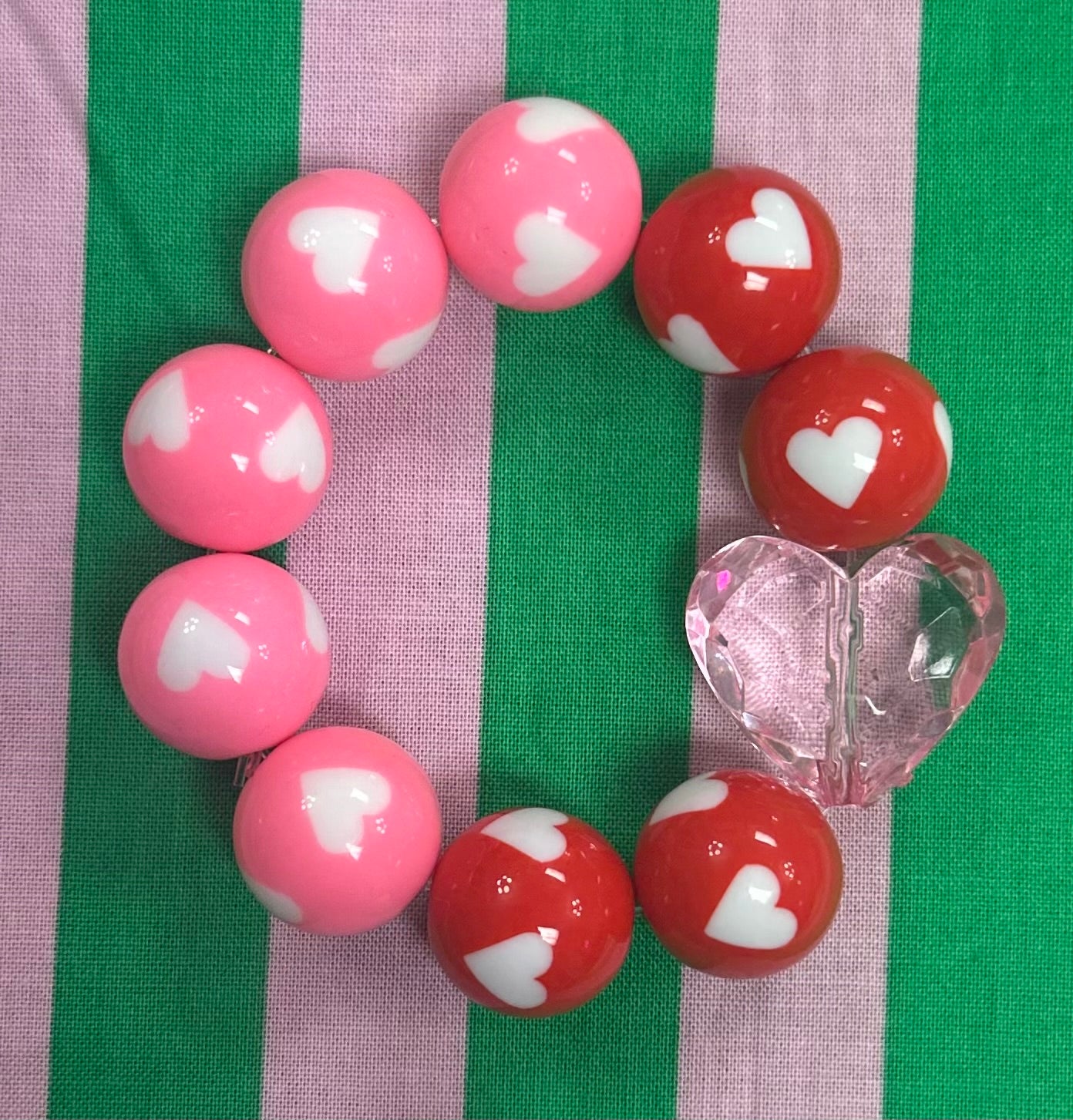Kids Valentine’s Bubble Bracelet