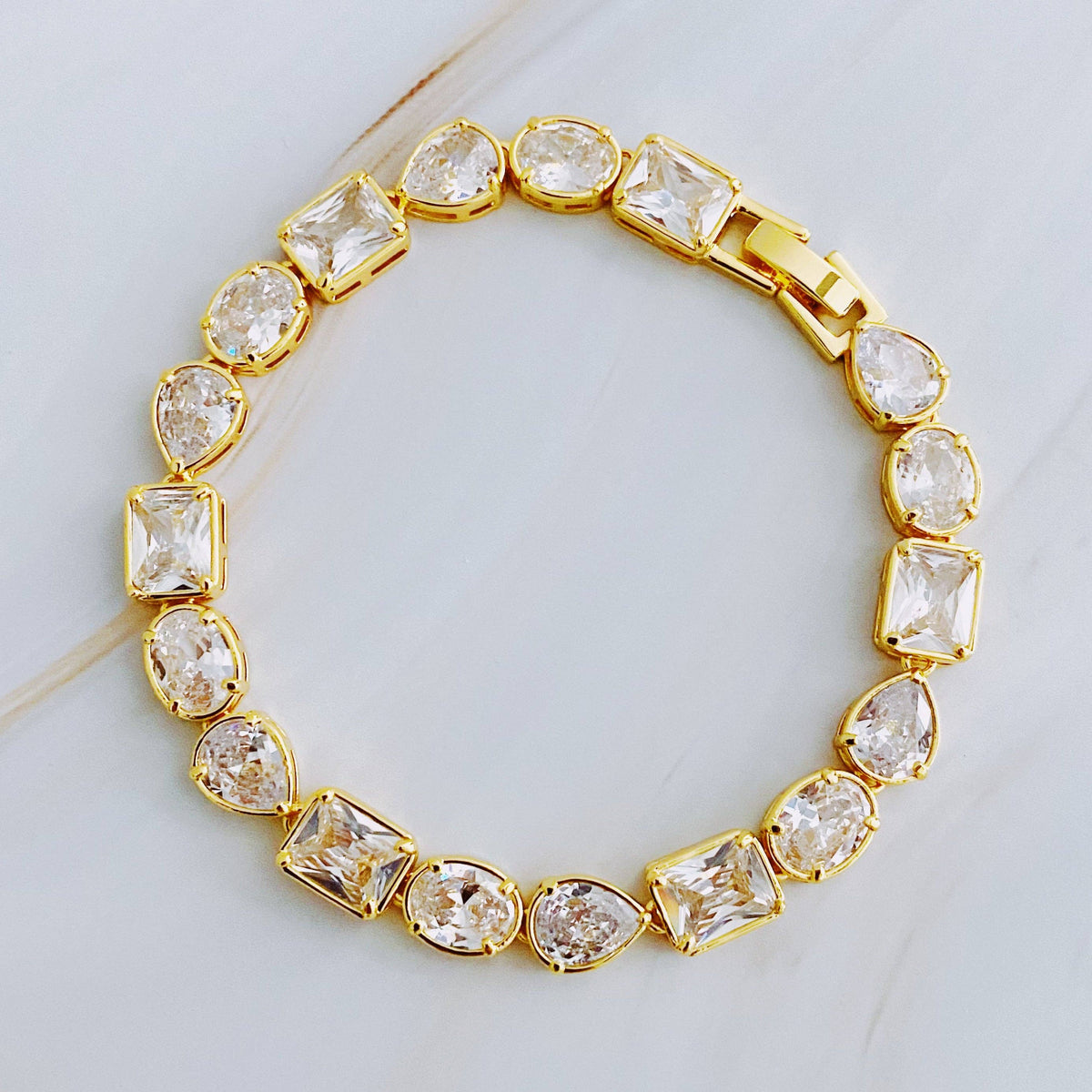 sparkling shapes bracelet