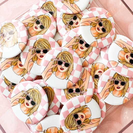 pink checkered taylor button