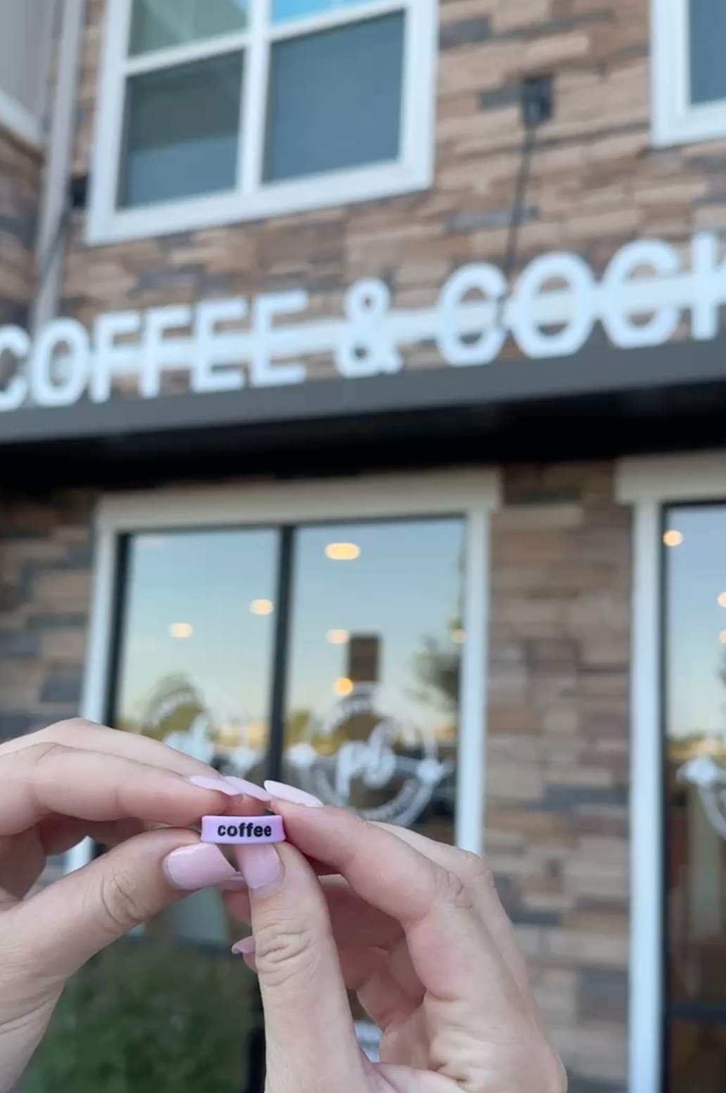 Flip Reversible cocktails and coffee ring